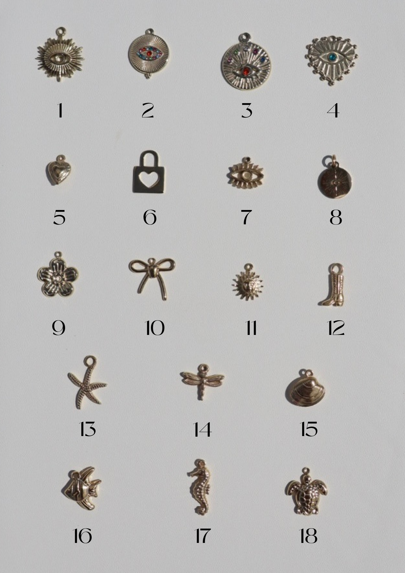 Bracelet personnalisé à breloques doré